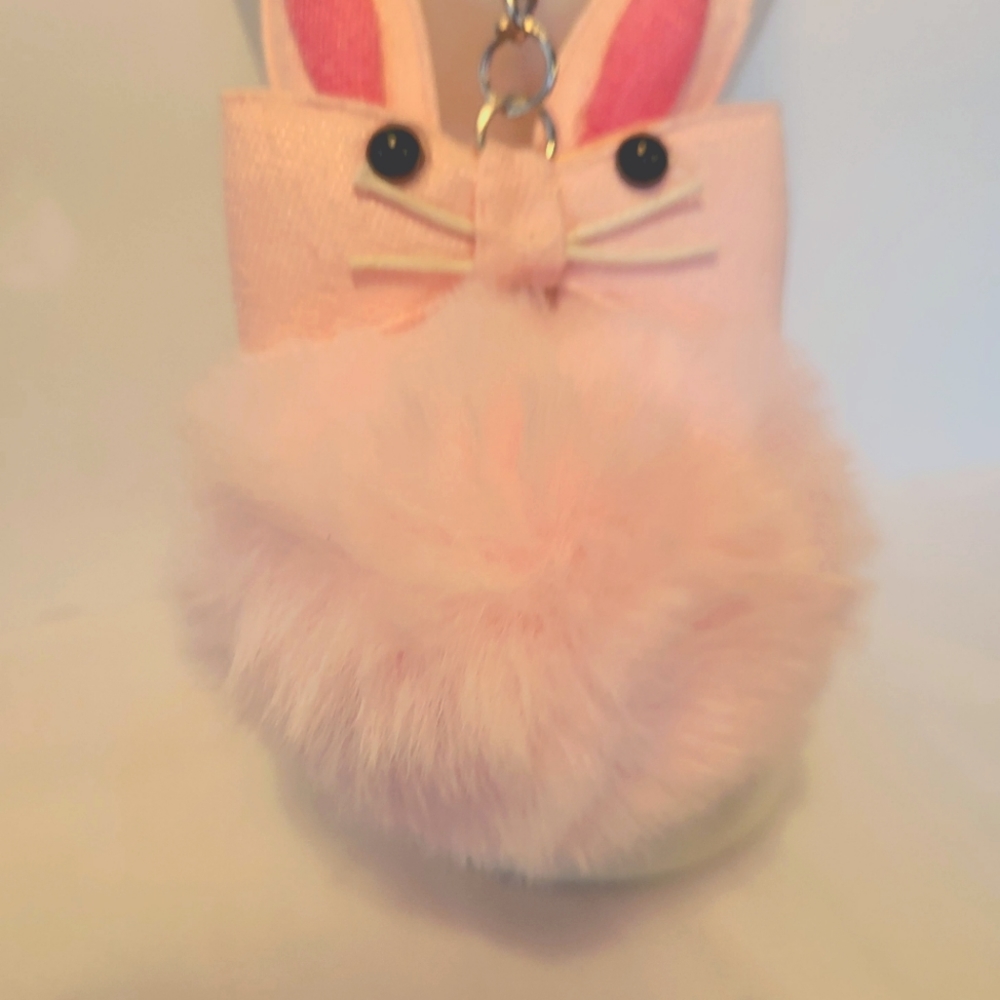 ❄️Bunny Faux Fur Keychain - Picture 4 of 5